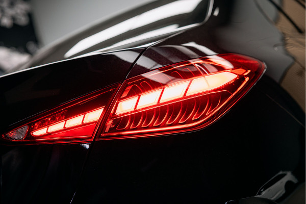 Mercedes-Benz C-Klasse 300 e AMG Line Goed uitgevoerde C300e AMG line