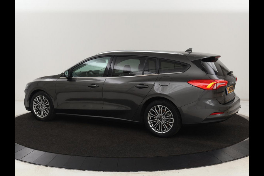 Ford Focus 1.0 EcoBoost Titanium | Stoel & stuurverwarming | Camera | Adaptive cruise | Carplay | Keyless | Navigatie | Full LED