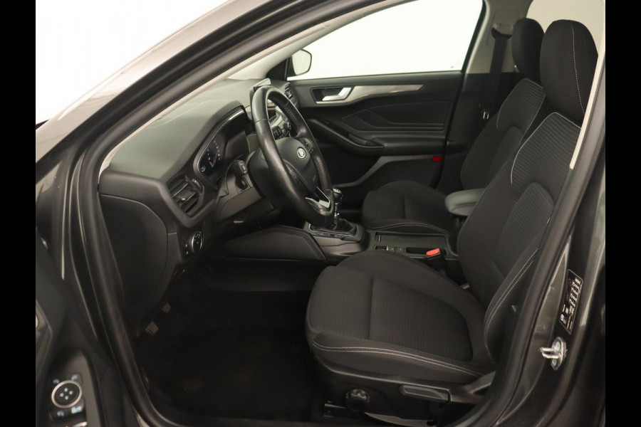 Ford Focus 1.0 EcoBoost Titanium | Stoel & stuurverwarming | Camera | Adaptive cruise | Carplay | Keyless | Navigatie | Full LED