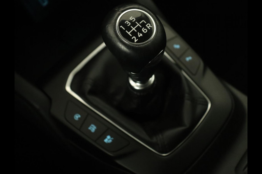 Ford Focus 1.0 EcoBoost Titanium | Stoel & stuurverwarming | Camera | Adaptive cruise | Carplay | Keyless | Navigatie | Full LED