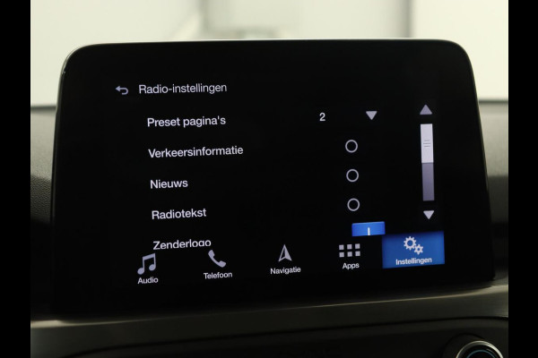 Ford Focus 1.0 EcoBoost Titanium | Stoel & stuurverwarming | Camera | Adaptive cruise | Carplay | Keyless | Navigatie | Full LED