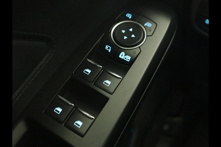 Ford Focus 1.0 EcoBoost Titanium | Stoel & stuurverwarming | Camera | Adaptive cruise | Carplay | Keyless | Navigatie | Full LED