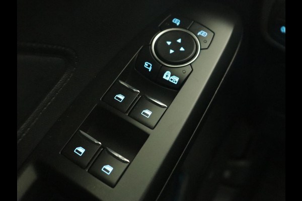 Ford Focus 1.0 EcoBoost Titanium | Stoel & stuurverwarming | Camera | Adaptive cruise | Carplay | Keyless | Navigatie | Full LED