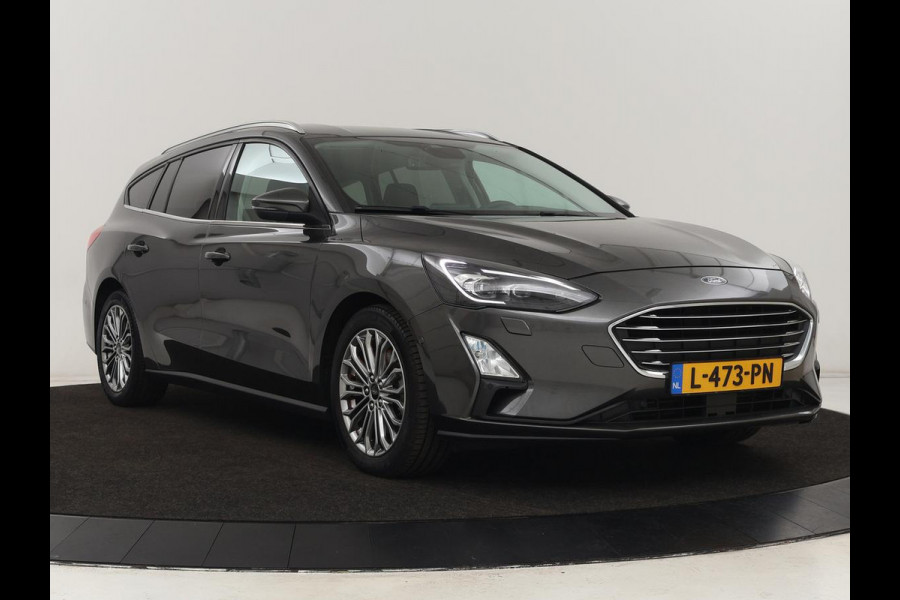 Ford Focus 1.0 EcoBoost Titanium | Stoel & stuurverwarming | Camera | Adaptive cruise | Carplay | Keyless | Navigatie | Full LED