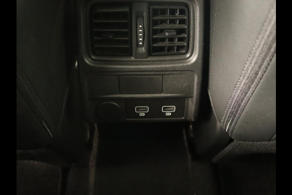 Renault Arkana 1.6 E-Tech Hybrid 145 Intens | Panoramadak | Adaptive cruise | Camera | Half leder | Carplay | Dodehoek detectie | Navigatie
