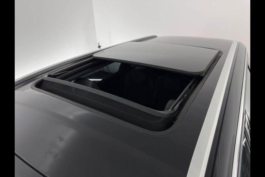 Peugeot 5008 1.6 e-THP GT-Line [ 7-Pers. ] Aut. *PANO | LEATHER-FABRIC | FULL-LED | DIGI-COCKPIT | LANE-ASSIST | BLINDS-SPOT | SPORT-SEATS | CAMERA | NAVI-FULLMAP | SHIFT-PADDLES | PRIVACY-GLASS | TOWBAR | 18''ALU*