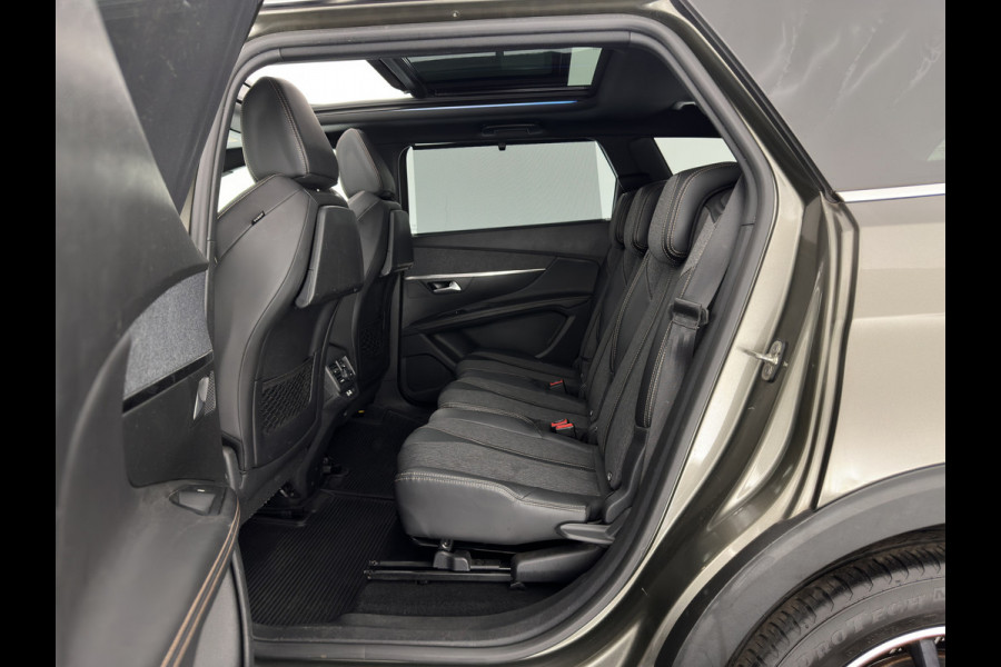 Peugeot 5008 1.6 e-THP GT-Line [ 7-Pers. ] Aut. *PANO | LEATHER-FABRIC | FULL-LED | DIGI-COCKPIT | LANE-ASSIST | BLINDS-SPOT | SPORT-SEATS | CAMERA | NAVI-FULLMAP | SHIFT-PADDLES | PRIVACY-GLASS | TOWBAR | 18''ALU*