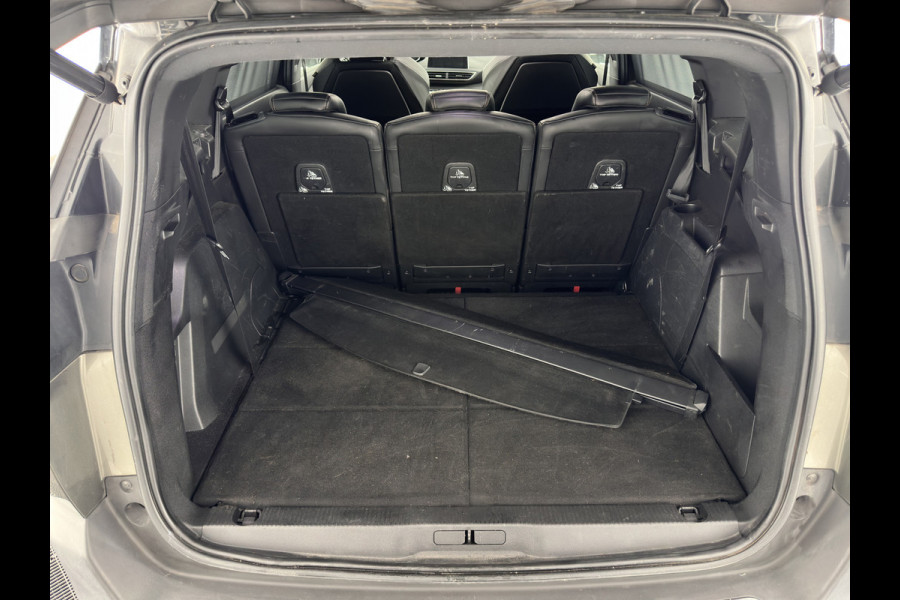 Peugeot 5008 1.6 e-THP GT-Line [ 7-Pers. ] Aut. *PANO | LEATHER-FABRIC | FULL-LED | DIGI-COCKPIT | LANE-ASSIST | BLINDS-SPOT | SPORT-SEATS | CAMERA | NAVI-FULLMAP | SHIFT-PADDLES | PRIVACY-GLASS | TOWBAR | 18''ALU*