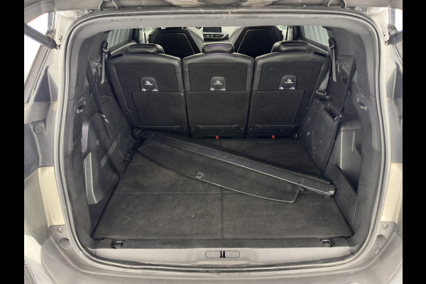 Peugeot 5008 1.6 e-THP GT-Line [ 7-Pers. ] Aut. *PANO | LEATHER-FABRIC | FULL-LED | DIGI-COCKPIT | LANE-ASSIST | BLINDS-SPOT | SPORT-SEATS | CAMERA | NAVI-FULLMAP | SHIFT-PADDLES | PRIVACY-GLASS | TOWBAR | 18''ALU*