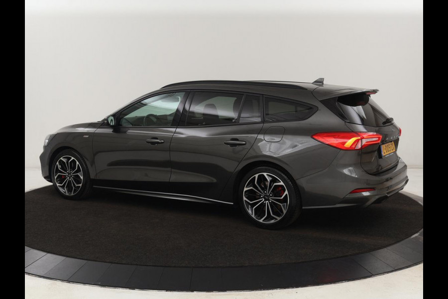 Ford Focus 1.0 EcoBoost Hybrid ST Line | Stoel & stuurverwarming | Camera | B&O Sound | Navigatie | Digital Cockpit | Carplay | Full LED
