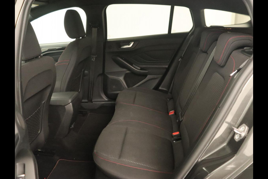 Ford Focus 1.0 EcoBoost Hybrid ST Line | Stoel & stuurverwarming | Camera | B&O Sound | Navigatie | Digital Cockpit | Carplay | Full LED