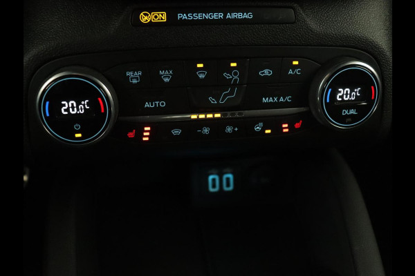 Ford Focus 1.0 EcoBoost Hybrid ST Line | Stoel & stuurverwarming | Camera | B&O Sound | Navigatie | Digital Cockpit | Carplay | Full LED