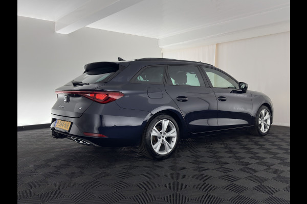 Seat Leon Sportstourer 2.0 TDI FR Business Intense (INCL-BTW) Aut.  *PANO | FULL-LED | ADAPTIVE-CRUISE | DIGI-COCKPIT | NAVI-FULLMAP | LEATHER-MICROFIBRE | CARPLAY | KEYLESS | SHIFT-PADDLES | SPORT-SEATS | AMBIENT-LIGHT | CAMERA | 17''ALU | T