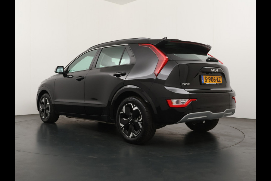 Kia Niro EV DynamicLine 64.8 kWh - SOH 98% Automaat - Climate control  - Adaptive cruise control - Navigatie - Apple Carplay/Android Auto - Fabrieksgarantie t/m 02-2030