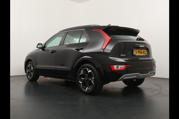 Kia Niro EV DynamicLine 64.8 kWh - SOH 98% Automaat - Climate control  - Adaptive cruise control - Navigatie - Apple Carplay/Android Auto - Fabrieksgarantie t/m 02-2030