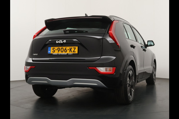 Kia Niro EV DynamicLine 64.8 kWh - SOH 98% Automaat - Climate control  - Adaptive cruise control - Navigatie - Apple Carplay/Android Auto - Fabrieksgarantie t/m 02-2030