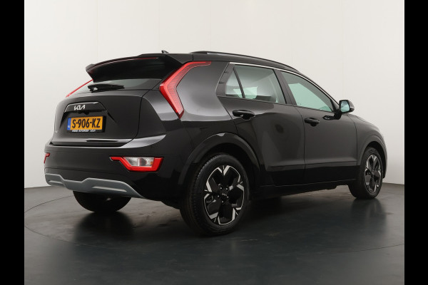 Kia Niro EV DynamicLine 64.8 kWh - SOH 98% Automaat - Climate control  - Adaptive cruise control - Navigatie - Apple Carplay/Android Auto - Fabrieksgarantie t/m 02-2030