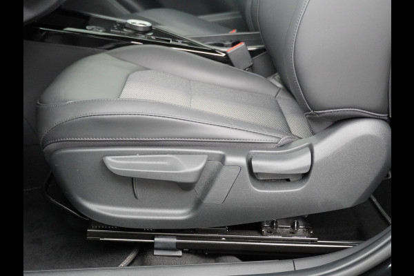 Kia Niro EV DynamicLine 64.8 kWh - SOH 98% Automaat - Climate control  - Adaptive cruise control - Navigatie - Apple Carplay/Android Auto - Fabrieksgarantie t/m 02-2030