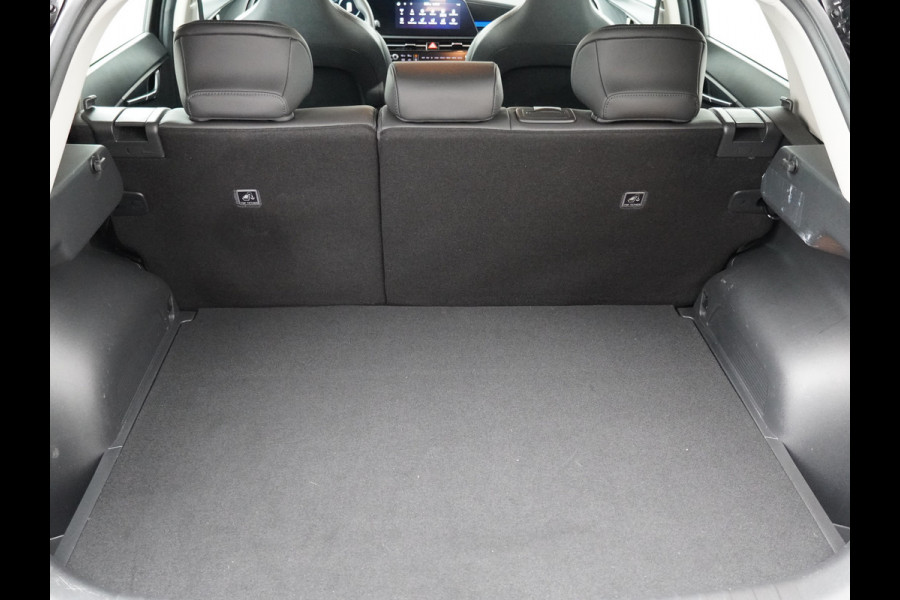 Kia Niro EV DynamicLine 64.8 kWh - SOH 98% Automaat - Climate control  - Adaptive cruise control - Navigatie - Apple Carplay/Android Auto - Fabrieksgarantie t/m 02-2030
