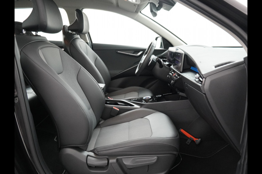 Kia Niro EV DynamicLine 64.8 kWh - SOH 98% Automaat - Climate control  - Adaptive cruise control - Navigatie - Apple Carplay/Android Auto - Fabrieksgarantie t/m 02-2030