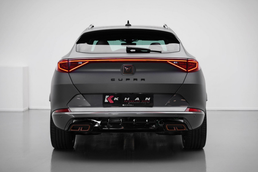 CUPRA Formentor 1.4 e-Hybrid VZ Performance |Pano|360 Camera|Ambient|Dodehoek|Draadloos Laden|
