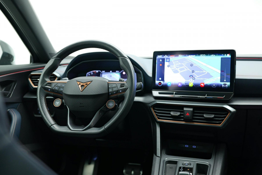 CUPRA Formentor 1.4 e-Hybrid VZ Performance |Pano|360 Camera|Ambient|Dodehoek|Draadloos Laden|