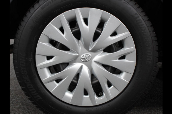 Toyota Yaris 1.5 Hybrid Comfort Aut Carplay Automatische Airco Toyota Safety Sense Adaptieve lampen Verkeerborden herkenning bots waarschuwing Toyota Yaris 1.5 Hybrid Comfort Aut Carplay Automatische Airco Toyota Safety Sense Adaptieve lampen Verkeerborden herkenning bots waarschuwing