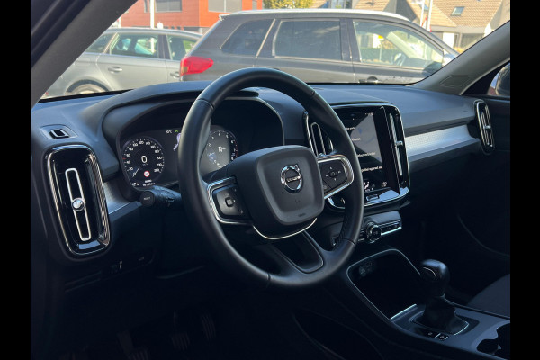 Volvo XC40 1.5 T2 Momentum Business NL AUTO | CAMERA | TREKHAAK |