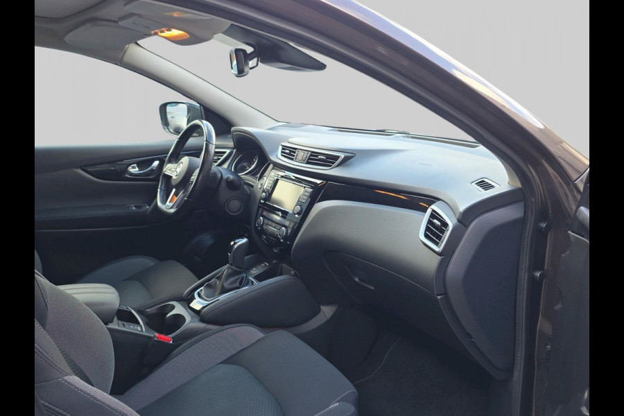 Nissan QASHQAI 1.3 DIG-T N-Connecta | automaat | 160PK | panoramadak | navigatie | trekhaak | Stoelverwarming |