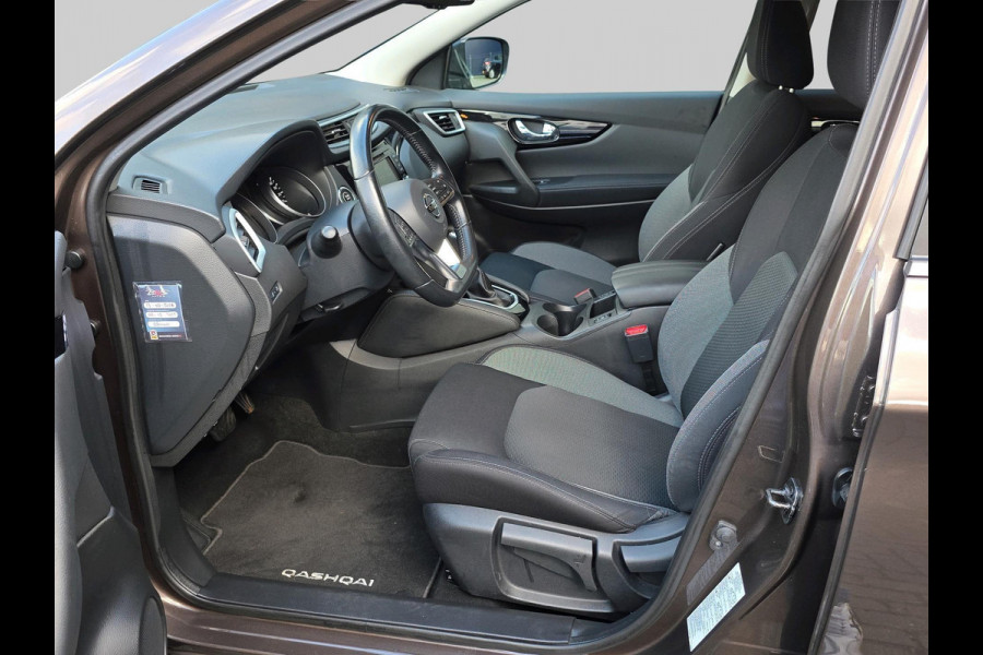 Nissan QASHQAI 1.3 DIG-T N-Connecta | automaat | 160PK | panoramadak | navigatie | trekhaak | Stoelverwarming |