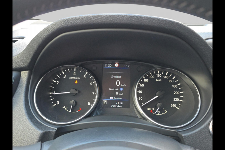 Nissan QASHQAI 1.3 DIG-T N-Connecta | automaat | 160PK | panoramadak | navigatie | trekhaak | Stoelverwarming |