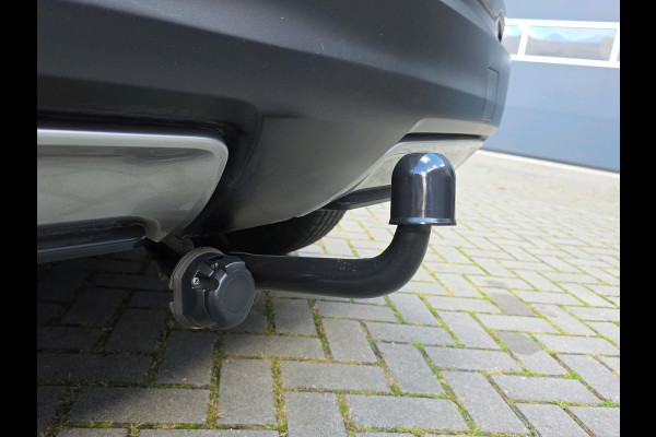 Nissan QASHQAI 1.3 DIG-T N-Connecta | automaat | 160PK | panoramadak | navigatie | trekhaak | Stoelverwarming |