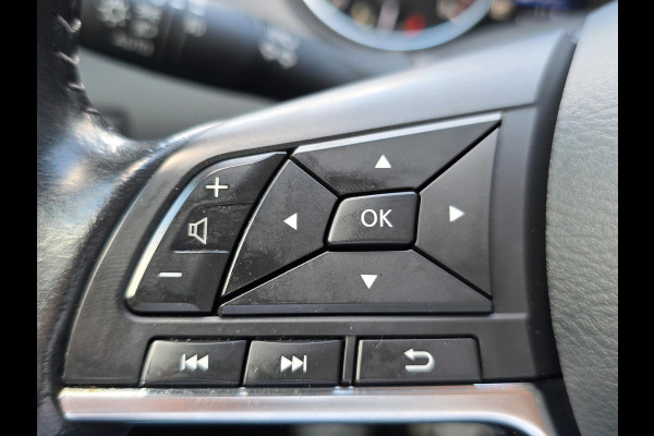 Nissan QASHQAI 1.3 DIG-T N-Connecta | automaat | 160PK | panoramadak | navigatie | trekhaak | Stoelverwarming |