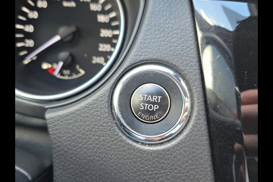 Nissan QASHQAI 1.3 DIG-T N-Connecta | automaat | 160PK | panoramadak | navigatie | trekhaak | Stoelverwarming |