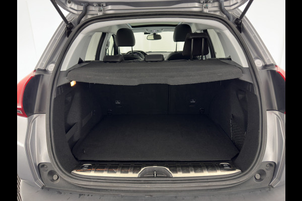 Peugeot 2008 1.2 PureTech Allure Aut. *PANO | LEATHER-FABRIC | HEATED-SPORTSEATS | CARPLAY | ECC | CAMERA | PRIVACY-GLASS | PDC | CRUISE | 16''ALU*