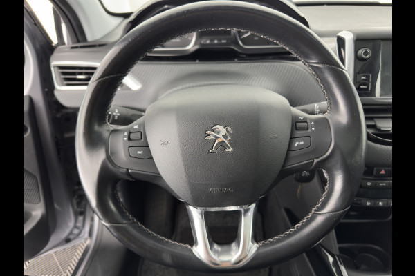 Peugeot 2008 1.2 PureTech Allure Aut. *PANO | LEATHER-FABRIC | HEATED-SPORTSEATS | CARPLAY | ECC | CAMERA | PRIVACY-GLASS | PDC | CRUISE | 16''ALU*