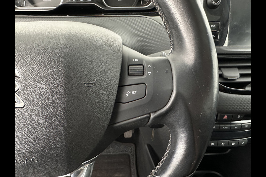 Peugeot 2008 1.2 PureTech Allure Aut. *PANO | LEATHER-FABRIC | HEATED-SPORTSEATS | CARPLAY | ECC | CAMERA | PRIVACY-GLASS | PDC | CRUISE | 16''ALU*