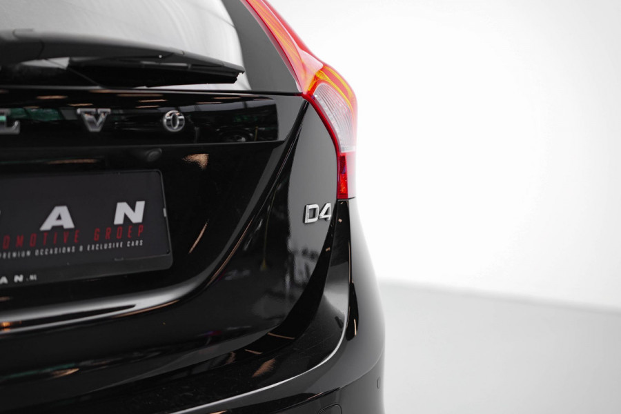Volvo V60 Cross Country 2.0 D4 Polar+ |Schuifdak|Memory|Camera|Leder|Stuurverwarming|