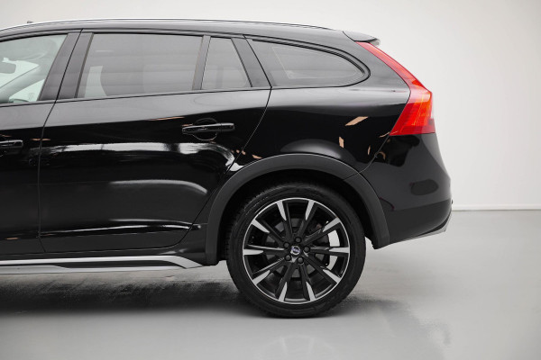 Volvo V60 Cross Country 2.0 D4 Polar+ |Schuifdak|Memory|Camera|Leder|Stuurverwarming|