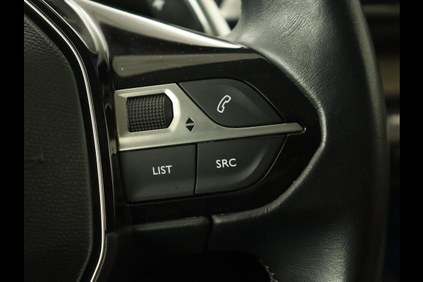 Peugeot 3008 1.6 e-THP GT Line | Panoramadak | Trekhaak | Leder | Adaptive cruise | Camera | Stoelverwarming | Carplay | Navigatie