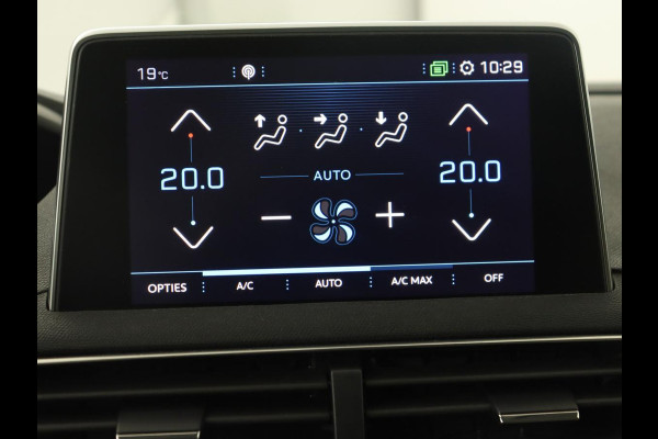 Peugeot 3008 1.6 e-THP GT Line | Panoramadak | Trekhaak | Leder | Adaptive cruise | Camera | Stoelverwarming | Carplay | Navigatie