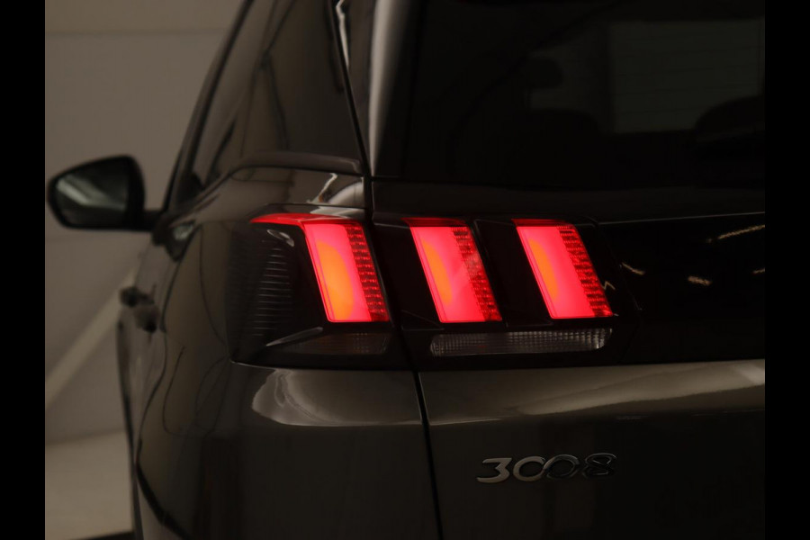 Peugeot 3008 1.6 e-THP GT Line | Panoramadak | Trekhaak | Leder | Adaptive cruise | Camera | Stoelverwarming | Carplay | Navigatie