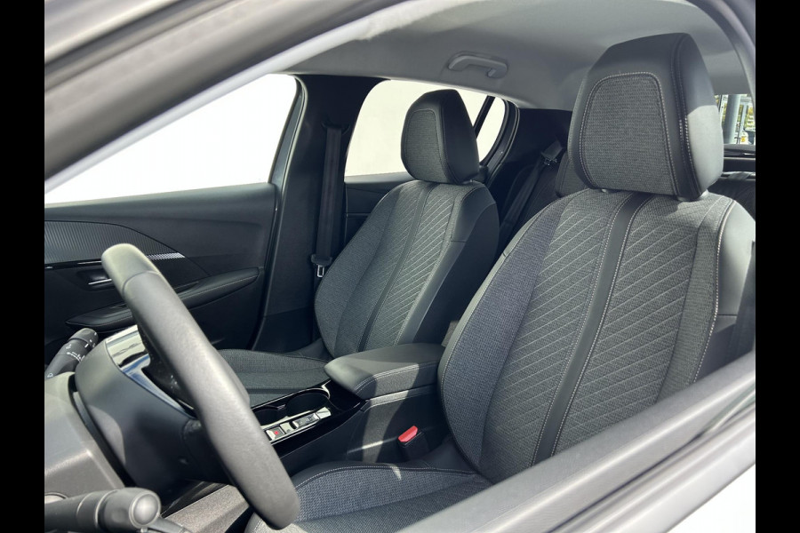 Peugeot 208 1.2 PT 100 Allure | Parkeercamera | Navi | Apple Carplay | Prijs is rijklaar