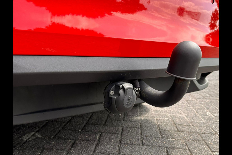 Škoda SCALA 1.5 TSI 150pk Sport Business DSG Automaat | Panorama | Trekhaak | Sport interieur | Climate | Cruise Con trol | occasion