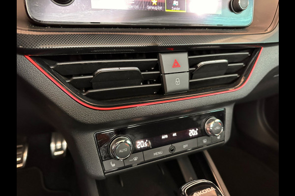 Škoda SCALA 1.5 TSI 150pk Sport Business DSG Automaat | Panorama | Trekhaak | Sport interieur | Climate | Cruise Con trol | occasion