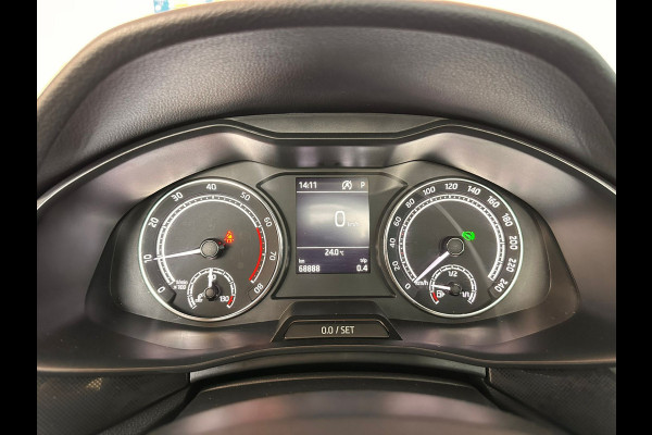 Škoda SCALA 1.5 TSI 150pk Sport Business DSG Automaat | Panorama | Trekhaak | Sport interieur | Climate | Cruise Con trol | occasion