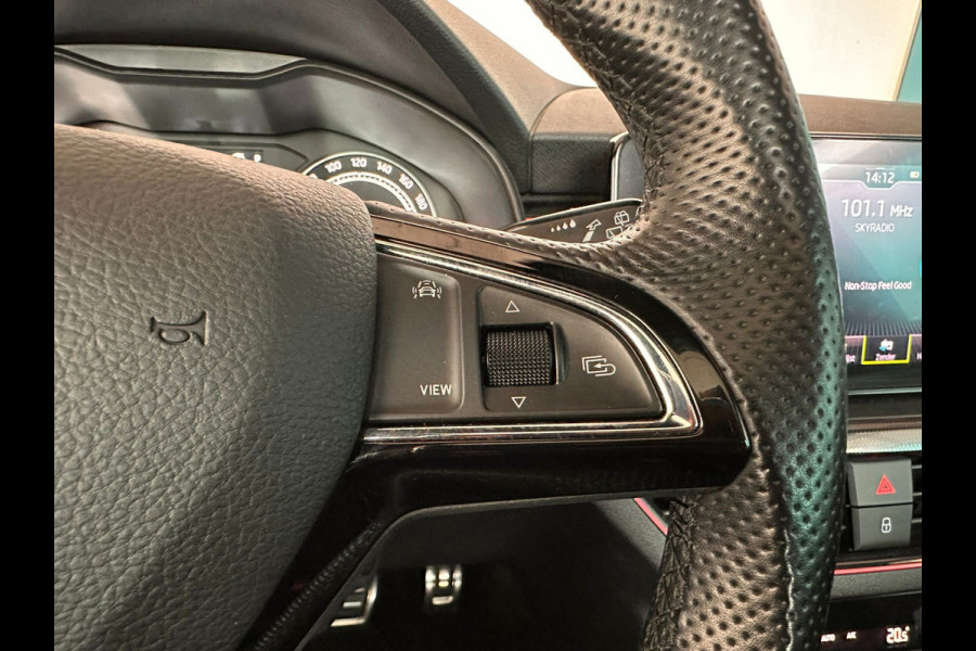 Škoda SCALA 1.5 TSI 150pk Sport Business DSG Automaat | Panorama | Trekhaak | Sport interieur | Climate | Cruise Con trol | occasion