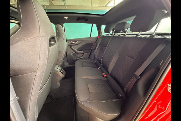 Škoda SCALA 1.5 TSI 150pk Sport Business DSG Automaat | Panorama | Trekhaak | Sport interieur | Climate | Cruise Con trol | occasion