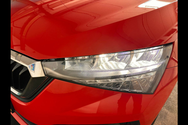 Škoda SCALA 1.5 TSI 150pk Sport Business DSG Automaat | Panorama | Trekhaak | Sport interieur | Climate | Cruise Con trol | occasion
