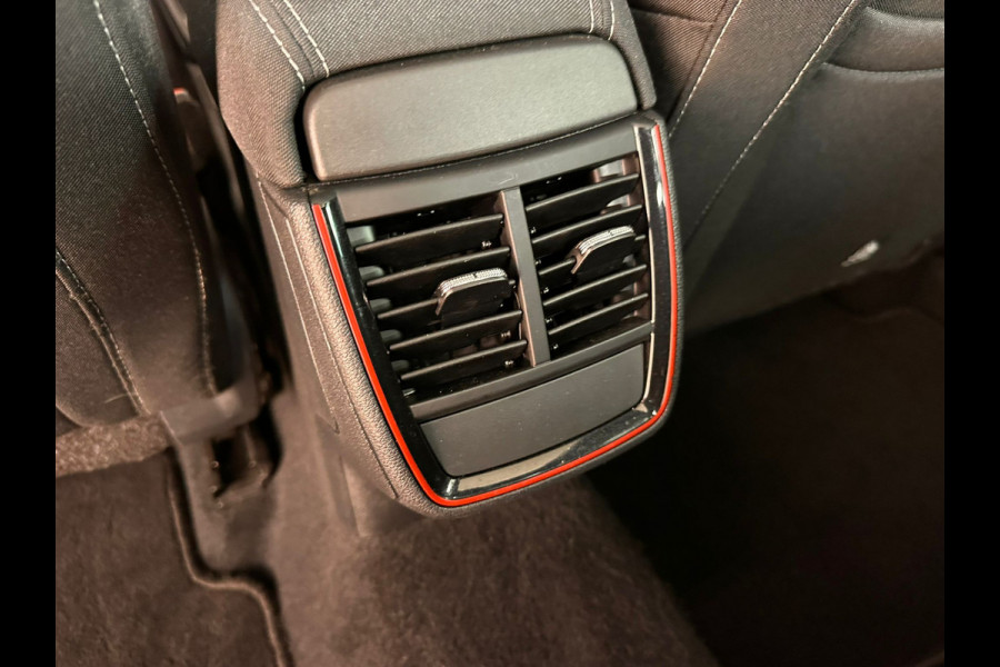 Škoda SCALA 1.5 TSI 150pk Sport Business DSG Automaat | Panorama | Trekhaak | Sport interieur | Climate | Cruise Con trol | occasion